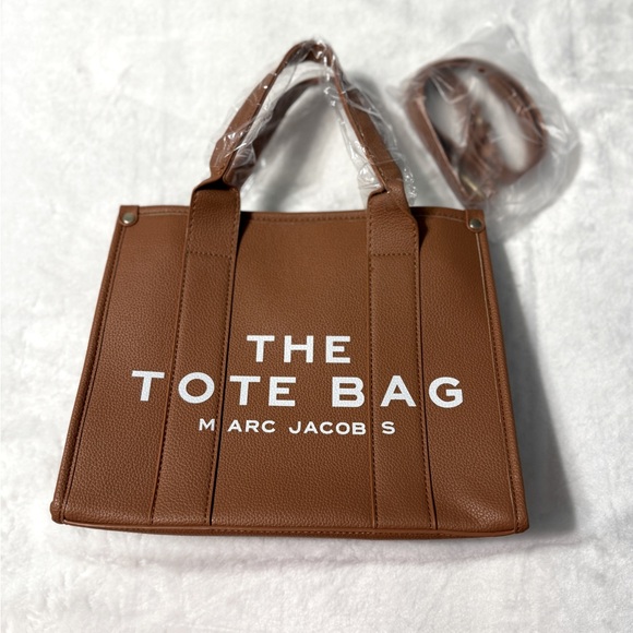 *Inspired* Marc Jacobs Tan Tote Bag - Picture 1 of 6